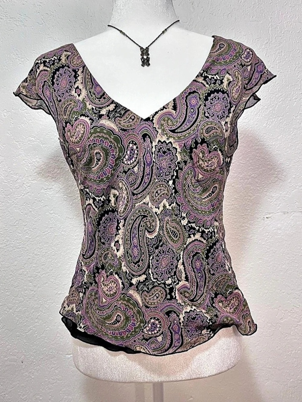 Jones New York Paisley Blouse in Purple & Black Size 10 Like New
